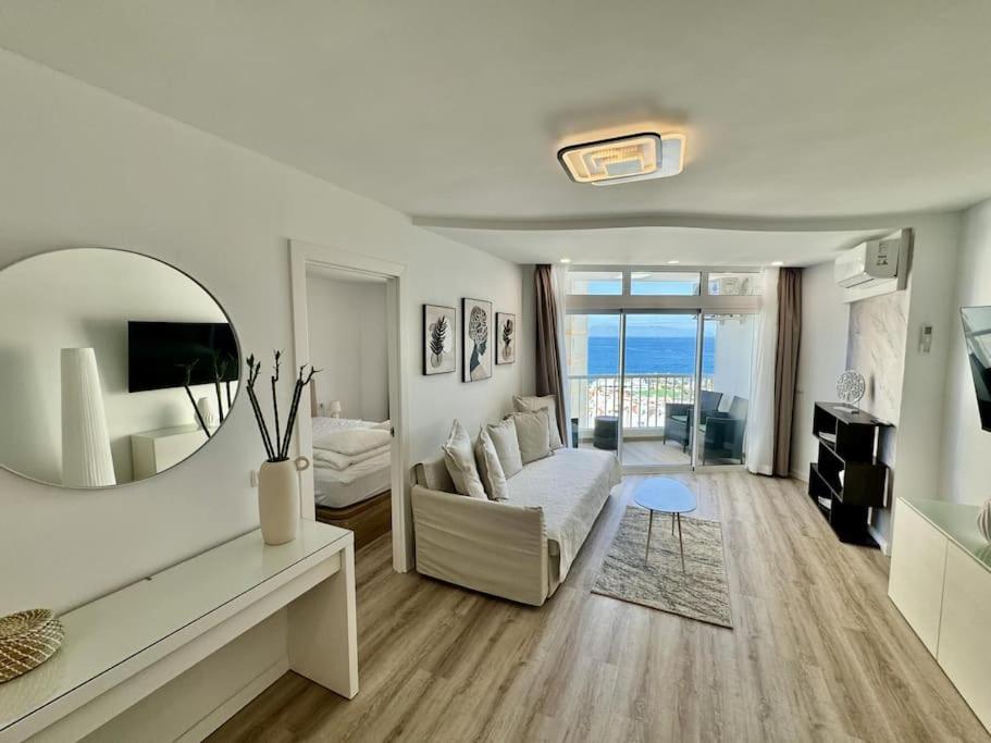 Amazing Apartment In Las Americas Playa de las Américas Exterior foto