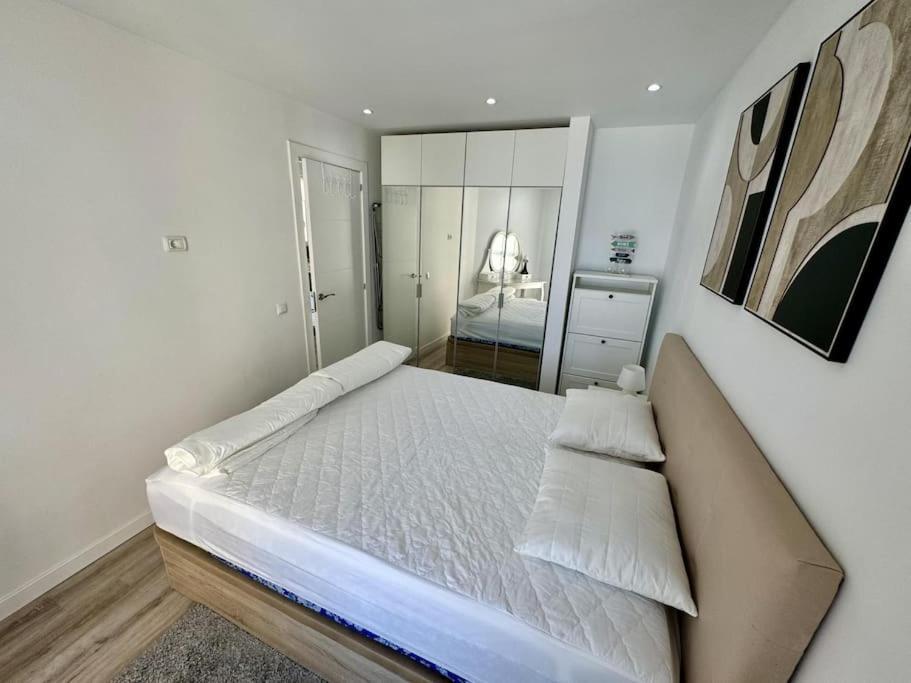 Amazing Apartment In Las Americas Playa de las Américas Exterior foto