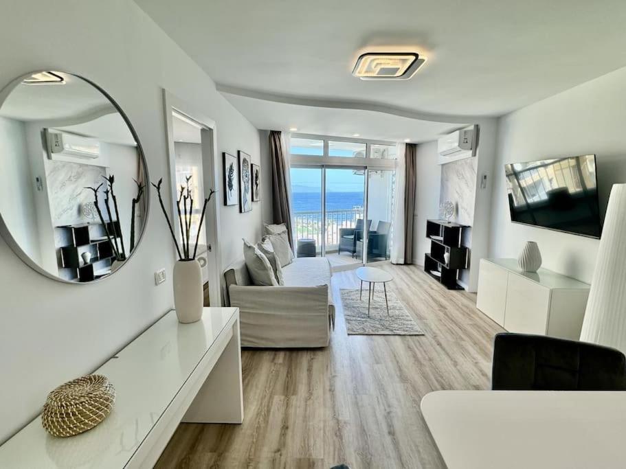 Amazing Apartment In Las Americas Playa de las Américas Exterior foto